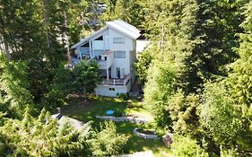 Belle Neige Whistler